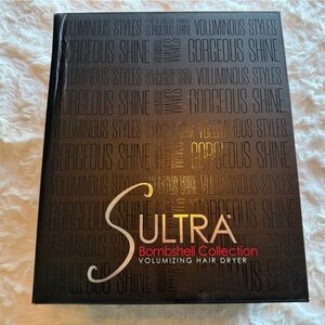 Bombshell Collection Hair Dryer - Black